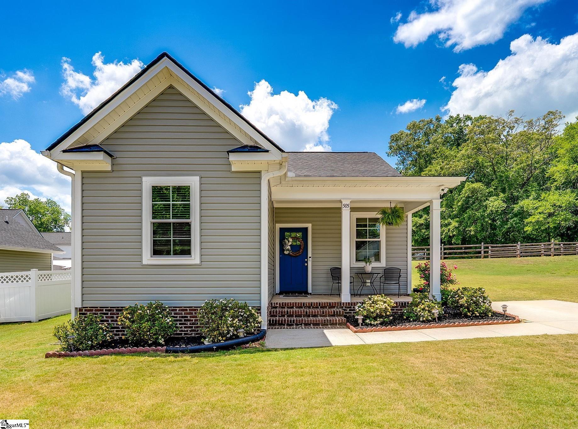 505 W D Avenue Easley SC 29640