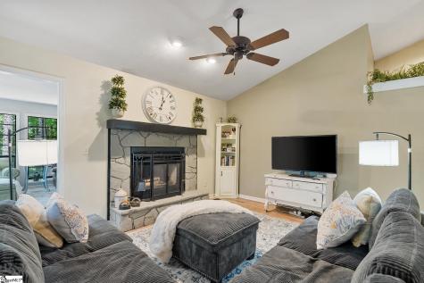 11 Pine Garden Way Drive Salem SC 29676