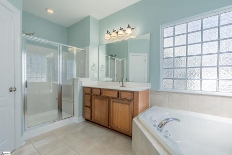 3 Cedarhill Court Simpsonville SC 29681