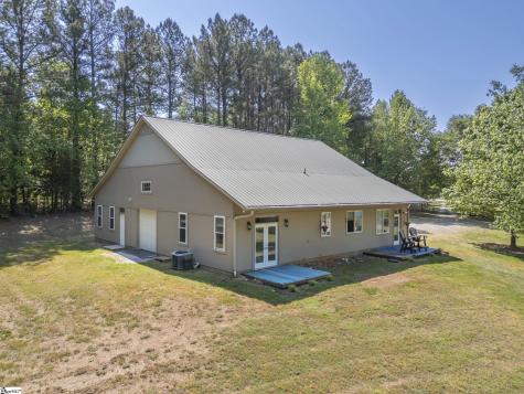 183-185 Rubin Thorne Road Campobello SC 29322