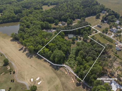 183-185 Rubin Thorne Road Campobello SC 29322