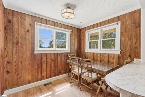 8 Bainbridge Drive Greenville SC 29611