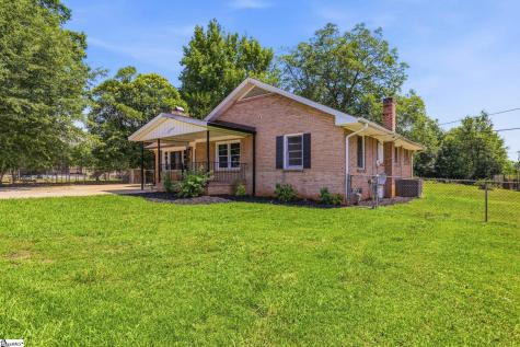 8 Bainbridge Drive Greenville SC 29611