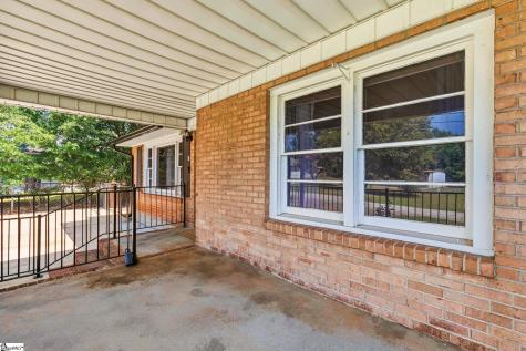 8 Bainbridge Drive Greenville SC 29611