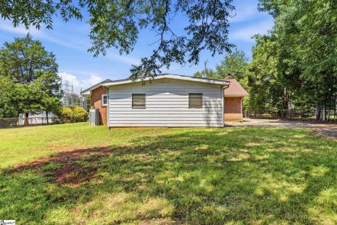 8 Bainbridge Drive Greenville SC 29611