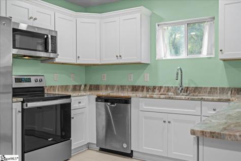 16 Bradley Street Greenville SC 29611