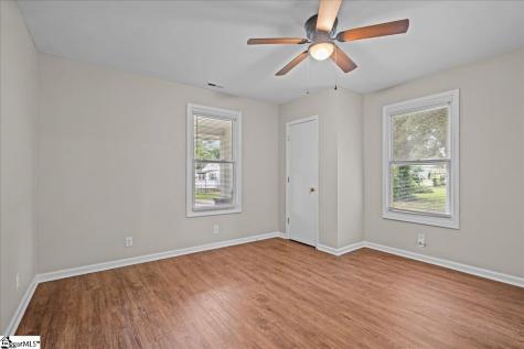 16 Bradley Street Greenville SC 29611