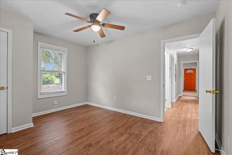 16 Bradley Street Greenville SC 29611