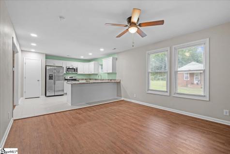 16 Bradley Street Greenville SC 29611