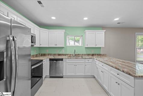 16 Bradley Street Greenville SC 29611