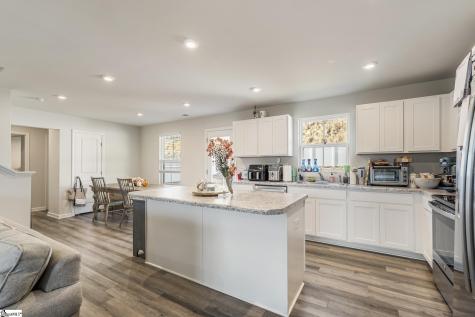 223 Lily Park Way Easley SC 29642