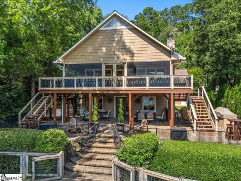 1522 W Lakeshore Drive Landrum SC 29356