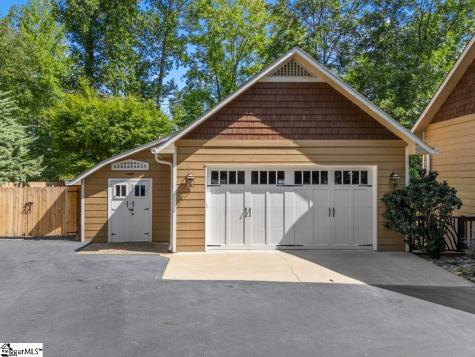 1522 W Lakeshore Drive Landrum SC 29356