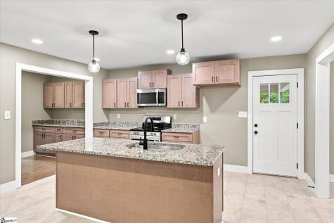 128 Galaxie Place Spartanburg SC 29307