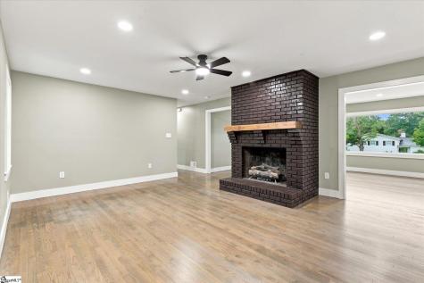 128 Galaxie Place Spartanburg SC 29307
