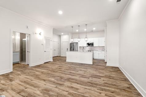 98 E Mcbee Avenue Greenville SC 29601