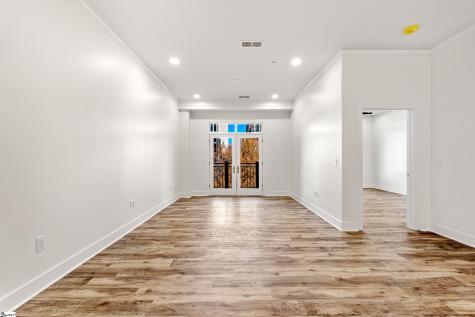 98 E Mcbee Avenue Greenville SC 29601