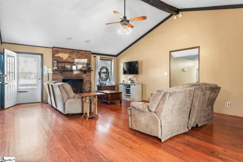 325 Shoally Ridge Drive Boiling Springs SC 29316