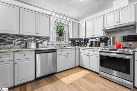 325 Shoally Ridge Drive Boiling Springs SC 29316