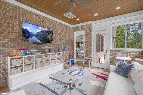 20 Parkins Oak Court Greenville SC 29607