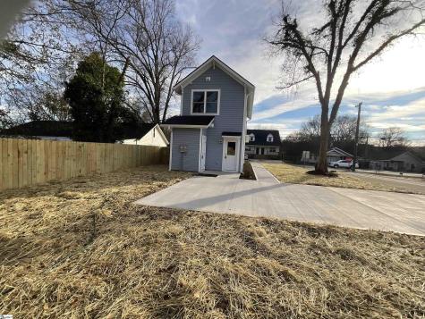 1306 W Bramlett Road Greenville SC 29611