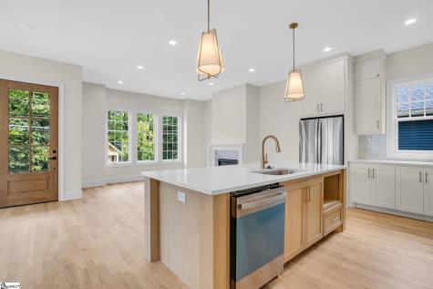 34B Doe Street Greenville SC 29611