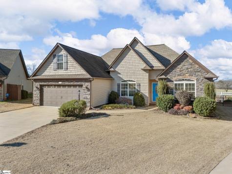 335 War Emblem Drive Boiling Springs SC 29316