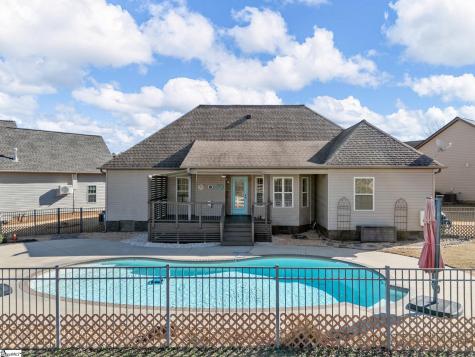 335 War Emblem Drive Boiling Springs SC 29316