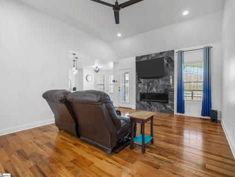 335 War Emblem Drive Boiling Springs SC 29316