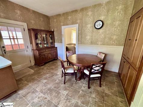 400 E Buford Street Gaffney SC 29340