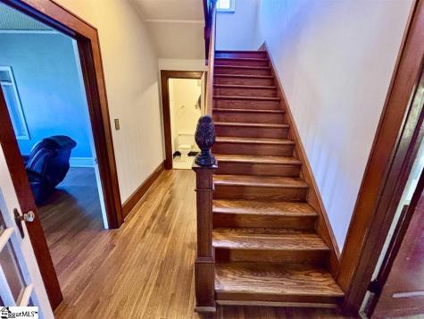 400 E Buford Street Gaffney SC 29340