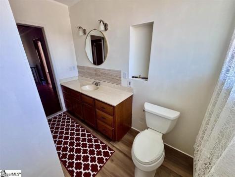 400 E Buford Street Gaffney SC 29340