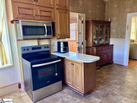 400 E Buford Street Gaffney SC 29340