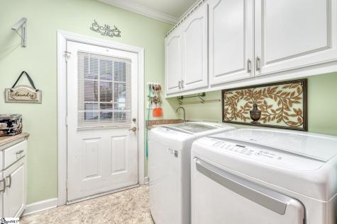 335 Hillcove Point Wellford SC 29385