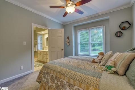 335 Hillcove Point Wellford SC 29385