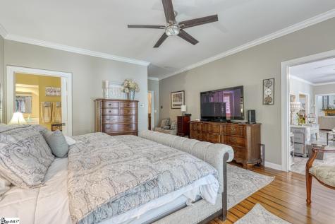 335 Hillcove Point Wellford SC 29385