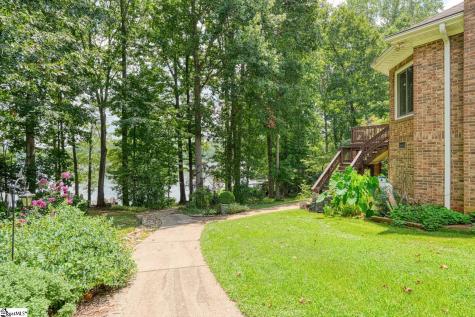335 Hillcove Point Wellford SC 29385