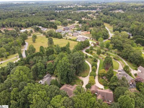 335 Hillcove Point Wellford SC 29385