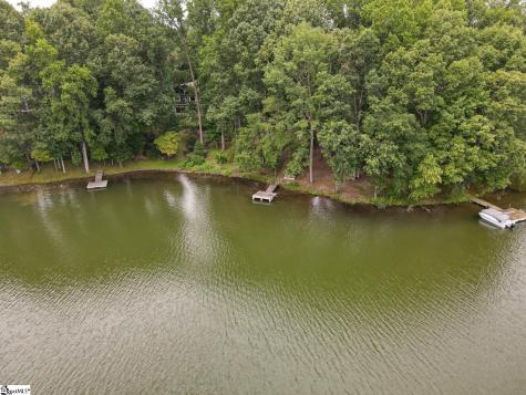 335 Hillcove Point Wellford SC 29385