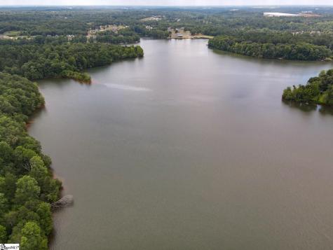 335 Hillcove Point Wellford SC 29385