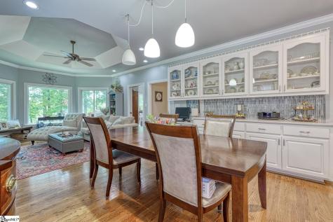 335 Hillcove Point Wellford SC 29385