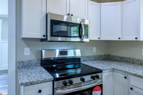 49 Tuskegee Avenue Greenville SC 29607