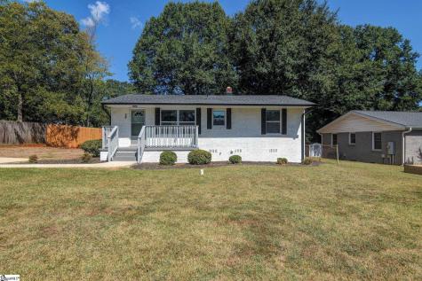 49 Tuskegee Avenue Greenville SC 29607