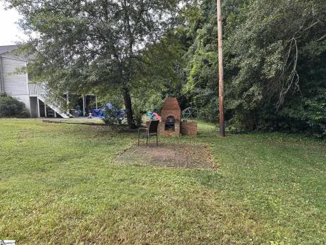 108 Moreland Avenue Laurens SC 29360