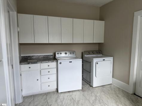 108 Moreland Avenue Laurens SC 29360