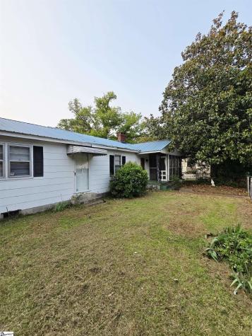 905 Ashe Street Bennettsville SC 29512