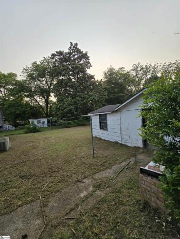905 Ashe Street Bennettsville SC 29512