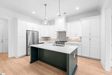 69 Mcneil Court Greenville SC 29609