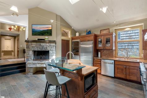 19 Moonshine Falls Trail Landrum SC 29356