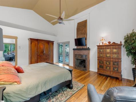 19 Moonshine Falls Trail Landrum SC 29356